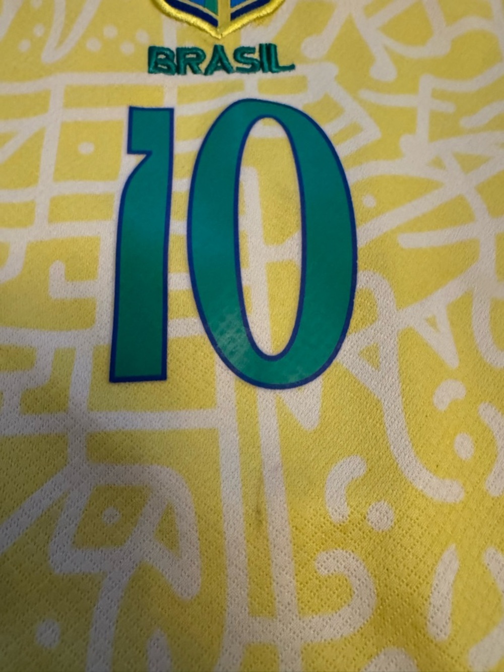 Pelé #10 Brazil Yellow & Green Soccer Jersey - Picture 7 of 7